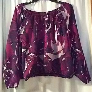 Ana XL off the shoulder shirt with bow.